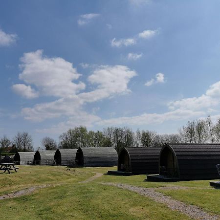 Wall Eden Farm - Luxury Log Cabins And Glamping Highbridge Eksteriør billede