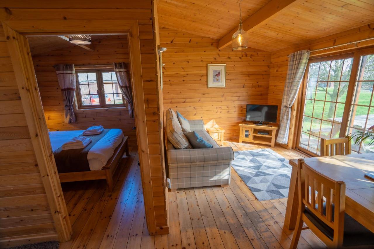 Wall Eden Farm - Luxury Log Cabins And Glamping Highbridge Eksteriør billede